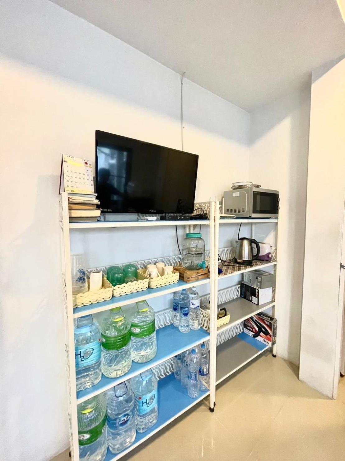 Inn Trog And Inn Soi (Adults Only) Bangkok Bagian luar foto